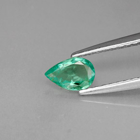0.29캐럿 천연 그린 에메랄드, 배 모양, 6×4 mm, VS-SI