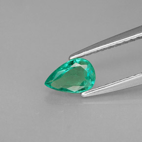 0.34캐럿 천연 그린 에메랄드, 배 모양, 6×4 mm, VS-SI