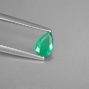 0.31캐럿 천연 그린 에메랄드, 배 모양, 6×4 mm, SI-I1