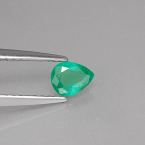 0.30캐럿 천연 그린 에메랄드, 배 모양, 5×4 mm, SI