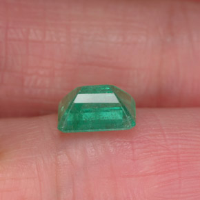 0.95캐럿 천연 그린 에메랄드, 에메랄드 컷, 7×5 mm, SI