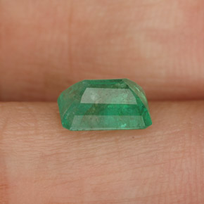0.94캐럿 천연 그린 에메랄드, 에메랄드 컷, 7.1×5 mm, SI