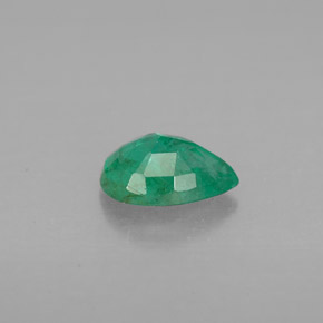 0.65캐럿 천연 그린 에메랄드, 배 모양, 7×5.1 mm, VS-SI
