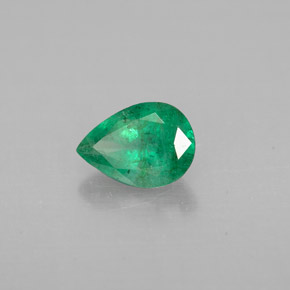 0.67캐럿 천연 그린 에메랄드, 배 모양, 7.1×5.1 mm, VS-SI