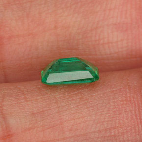 0.73캐럿 천연 그린 에메랄드, 에메랄드 컷, 6.9×5 mm, SI-I1
