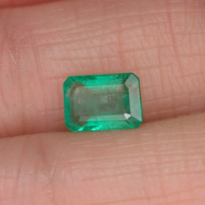0.94캐럿 천연 그린 에메랄드, 에메랄드 컷, 6.9×4.9 mm, I1