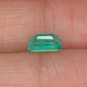 0.61캐럿 천연 그린 에메랄드, 에메랄드 컷, 6.2×4.2 mm, SI-I1