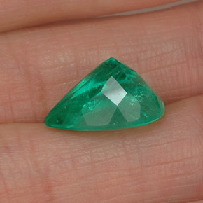 4.79캐럿 천연 그린 에메랄드, 배 모양, 13.5×9.6 mm, SI