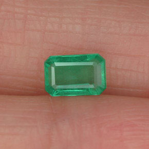 0.56캐럿 천연 그린 에메랄드, 에메랄드 컷, 6.2×4.1 mm, SI-I1