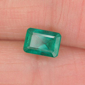 0.70캐럿 천연 미디엄 딥 그린 에메랄드, 에메랄드 컷, 5.9×4.1 mm, SI-I1