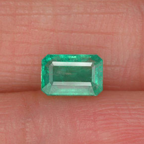 0.72캐럿 천연 그린 에메랄드, 에메랄드 컷, 6.1×4.2 mm, SI-I1