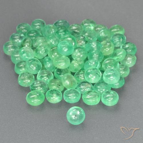 0.31ct 자연스러운 옅은 황록색 에메랄드, 둥근, 투명한