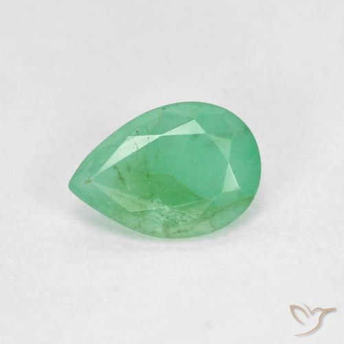 0.55ct 자연스러운 펀 그린 에메랄드, 배 모양, VS-SI