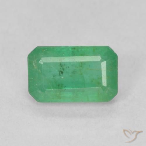0.69ct 자연스러운 황록색 에메랄드, 에메랄드 컷, SI