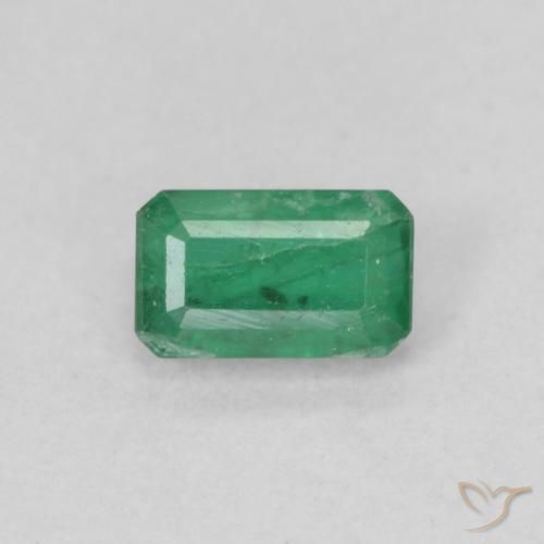 0.38ct 자연스러운 미디엄 라이트 그린 에메랄드, 에메랄드 컷, SI-I1
