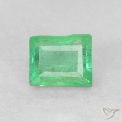 0.18ct 자연스러운 라이트 샴록 그린 에메랄드, 바게트, VS