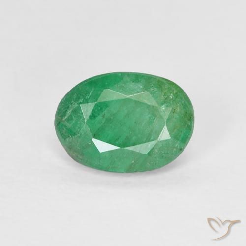 0.74ct 자연스러운 미디엄 라이트 그린 에메랄드, 타원형, VS-SI