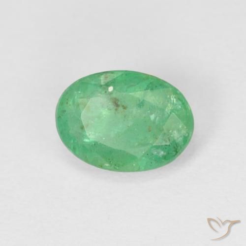 0.79ct 자연스러운 미디엄 그린 에메랄드, 타원형, SI