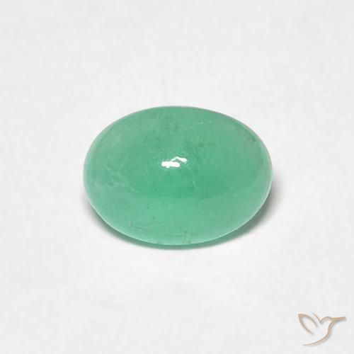 0.71ct 자연스러운 연한 초록색 에메랄드, 타원형, 투명한
