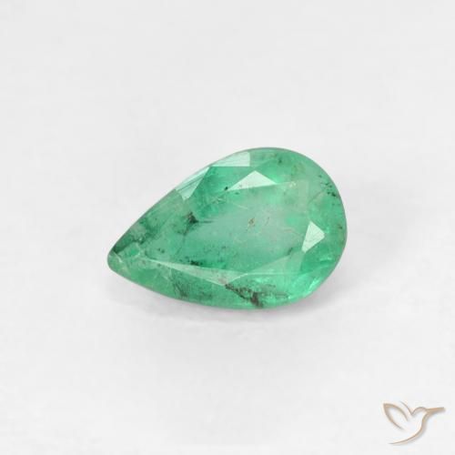 0.42ct 자연스러운 미디엄 그린 에메랄드, 배 모양, SI