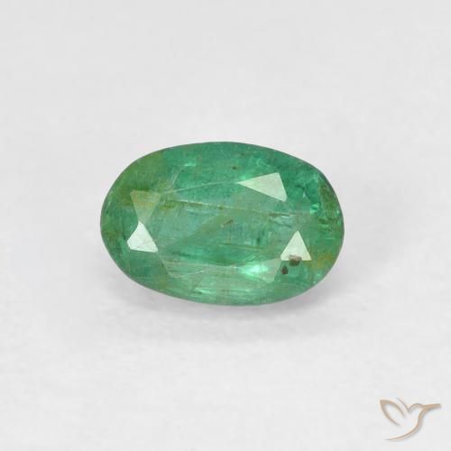 0.50ct 자연스러운 미디엄 라이트 그린 에메랄드, 타원형, SI