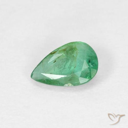 0.32ct 자연스러운 쿨 그린 에메랄드, 배 모양, SI