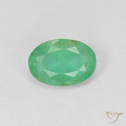 0.40ct 자연스러운 연한 초록색 에메랄드, 타원형, VS-SI