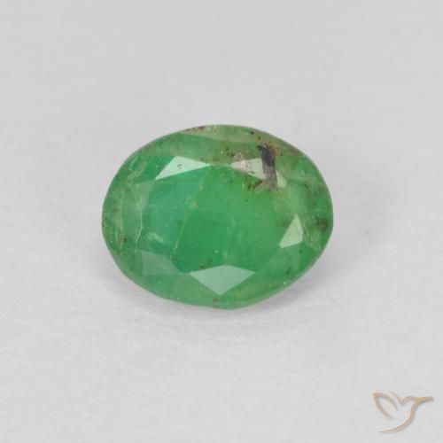 0.58ct 자연스러운 미디엄 그린 에메랄드, 타원형, SI