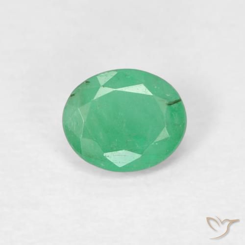 0.32ct 자연스러운 미디엄 그린 에메랄드, 타원형, VS