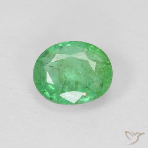 0.40ct 자연스러운 황록색 에메랄드, 타원형, VS-SI