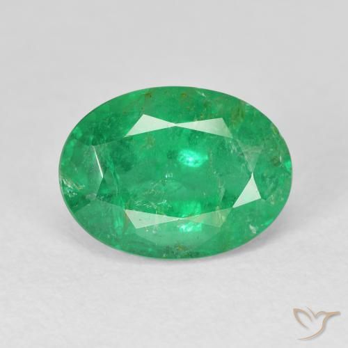 3.92ct 자연스러운 따뜻한 녹색 에메랄드, 타원형, VS-SI