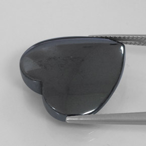 25.88캐럿 천연 블랙 그레이 적철광, 하트 모양, 불투명체
