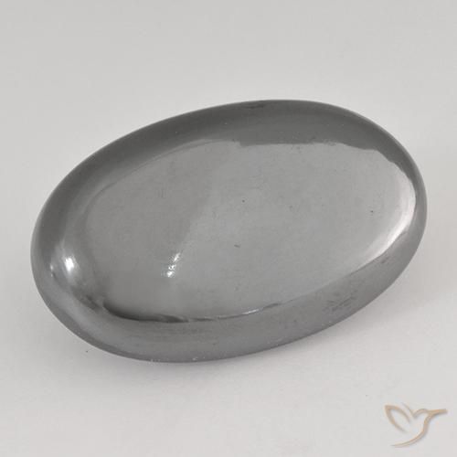 31.84ct 자연스러운 미디엄 그레이 적철광, 타원형, 불투명체
