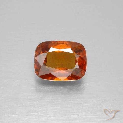 2.61ct 자연스러운 파이어 오렌지 헤소나이트 가넷, 방석, VS