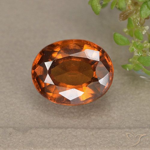 1.85ct 자연스러운 파이어 오렌지 헤소나이트 가넷, 타원형, VS