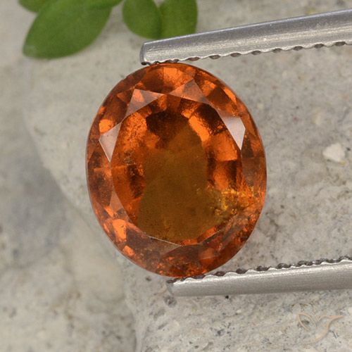 2.40ct 자연스러운 딥 오렌지 헤소나이트 가넷, 타원형, VS-SI