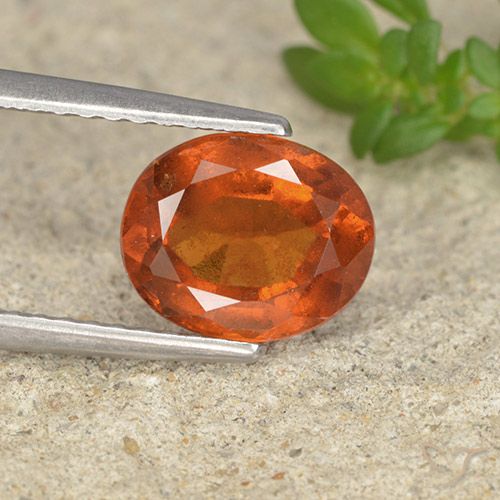 1.96ct 자연스러운 딥 오렌지 헤소나이트 가넷, 타원형, VS