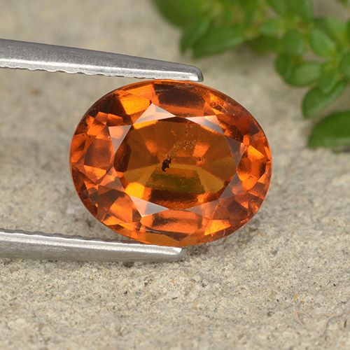 2.27ct 자연스러운 미디엄 다크 오렌지 헤소나이트 가넷, 타원형, VS-SI