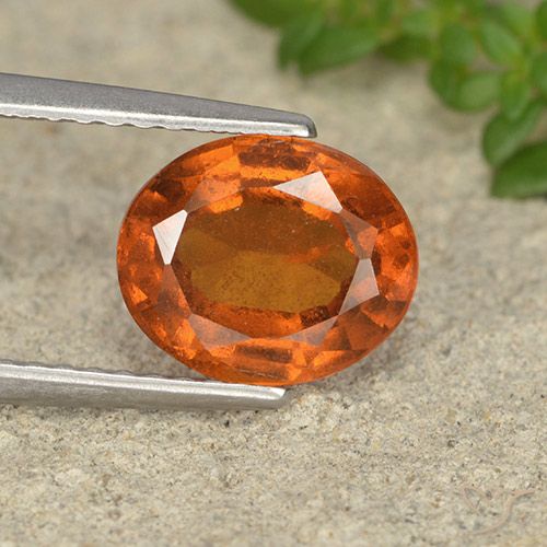 2.24ct 자연스러운 미디엄 오렌지 헤소나이트 가넷, 타원형, VS