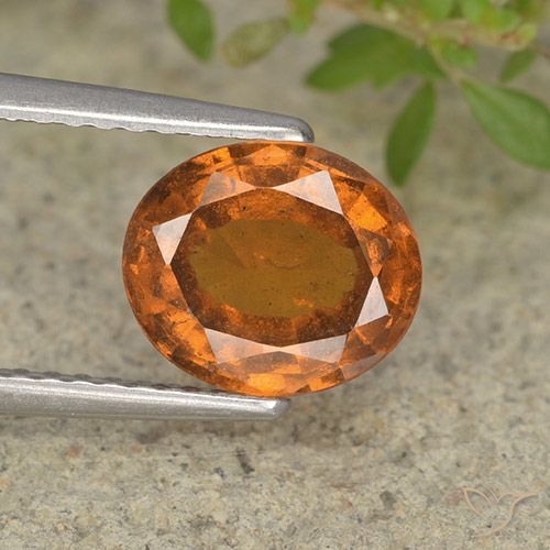 1.94ct 자연스러운 딥 오렌지 헤소나이트 가넷, 타원형, VS-SI