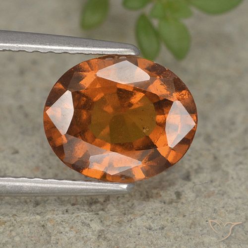2.23ct 자연스러운 미디엄 다크 오렌지 헤소나이트 가넷, 타원형, VS