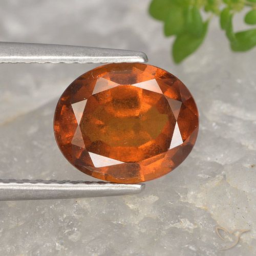 2.46ct 자연스러운 미디엄 다크 오렌지 헤소나이트 가넷, 타원형, VS-SI