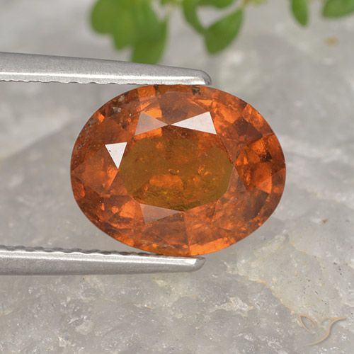 2.80ct 자연스러운 미디엄 다크 오렌지 헤소나이트 가넷, 타원형, VS-SI