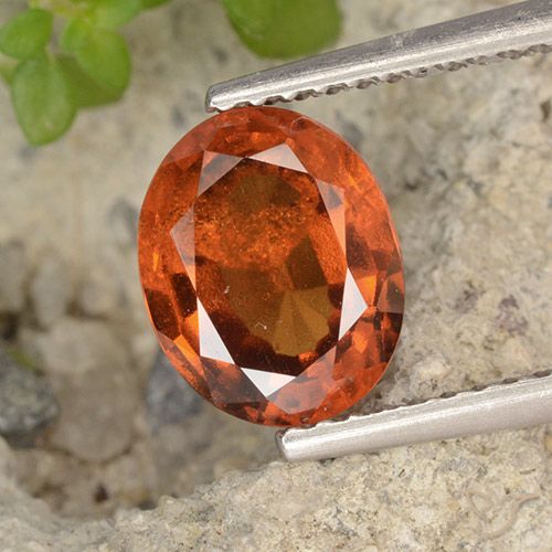2.01ct 자연스러운 붉은 오렌지 헤소나이트 가넷, 타원형, VS-SI