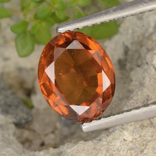 2.14ct 자연스러운 딥 오렌지 헤소나이트 가넷, 타원형, VS