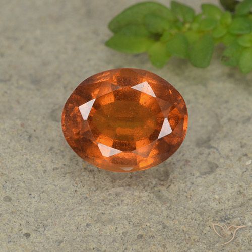2.07ct 자연스러운 딥 오렌지 헤소나이트 가넷, 타원형, VS-SI