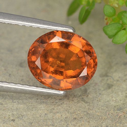2.20ct 자연스러운 딥 오렌지 헤소나이트 가넷, 타원형, VS-SI
