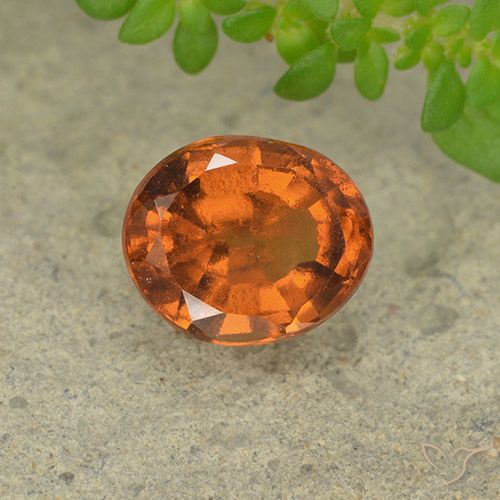 1.77ct 자연스러운 딥 오렌지 헤소나이트 가넷, 타원형, VS