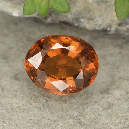 2.08ct 자연스러운 딥 오렌지 헤소나이트 가넷, 타원형, VS