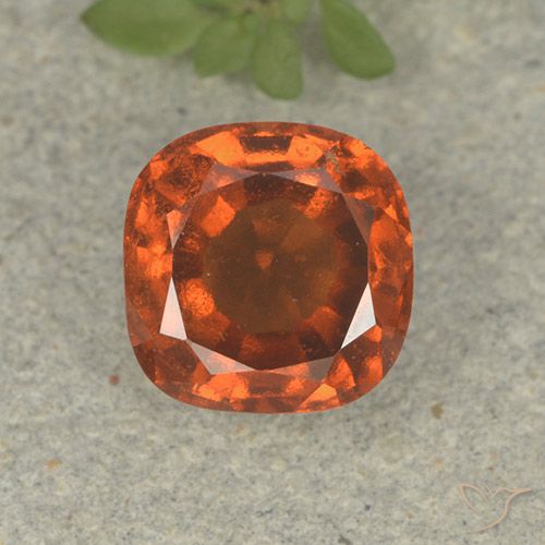 1.91ct 자연스러운 딥 오렌지 헤소나이트 가넷, 방석, VS